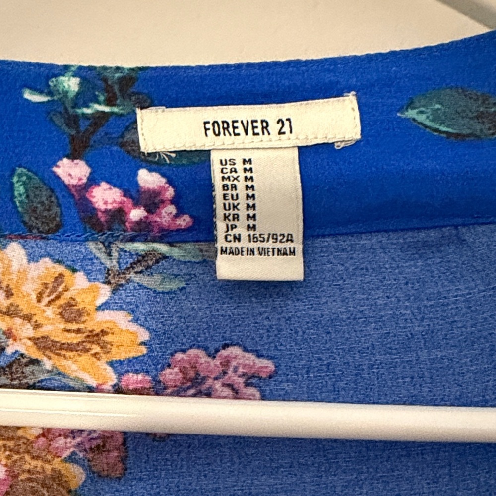 Forever 21 Blue Floral Kimono - Picture 4 of 7